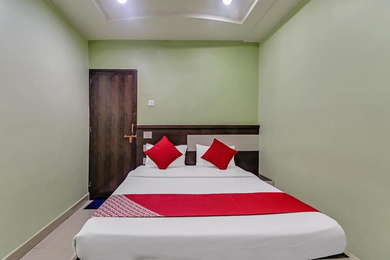 OYO 48685 Hotel Royal Raj Nandgaon Dış mekan fotoğraf